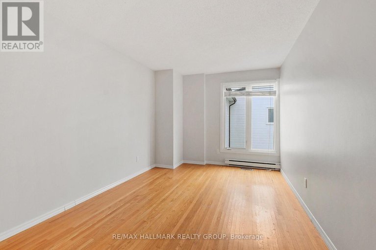 28576602/89-3691-albion-road/sawmill-creektimbermill/ottawa/ontario/K1T1P2_24