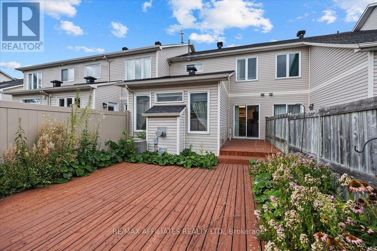 28777669/1639-trenholm-lane/fallingbrookpineridge/ottawa/ontario/K4A4B4_36