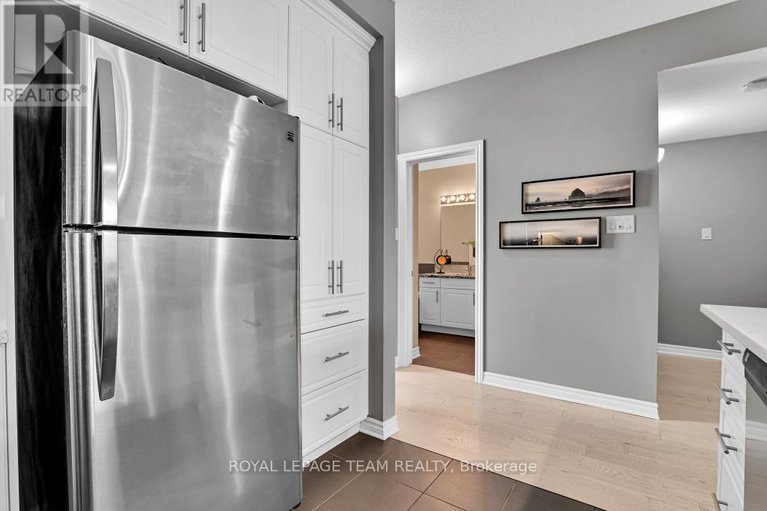 28681481/604-brian-good-avenue/riverside-southgloucester-glen/ottawa/ontario/K4M0G7_15