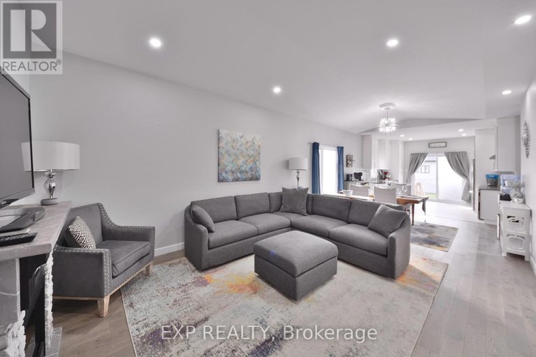 29674453/92-chateauguay-street/embrun/russell/ontario/K0A1W0_6