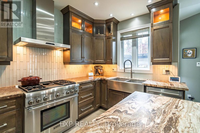 28485158/1466-rhea-place/cedardale/ottawa/ontario/K1V1H1_17