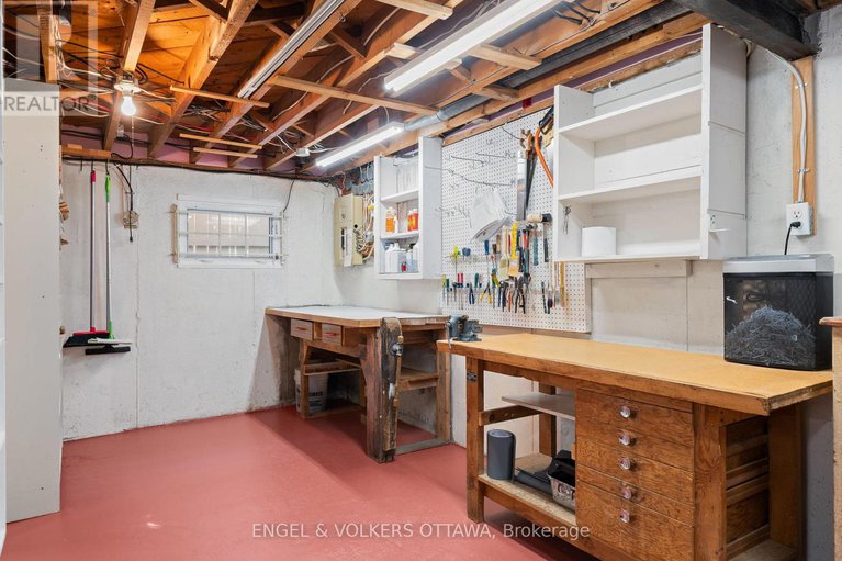 29392390/702-dovercourt-avenue/laurentianview/ottawa/ontario/K2A0W7_26