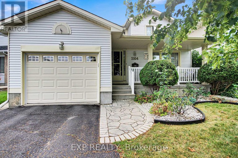 28705639/2104-gardenway-drive/fallingbrookgardenway-south/ottawa/ontario/K4A3K2_1