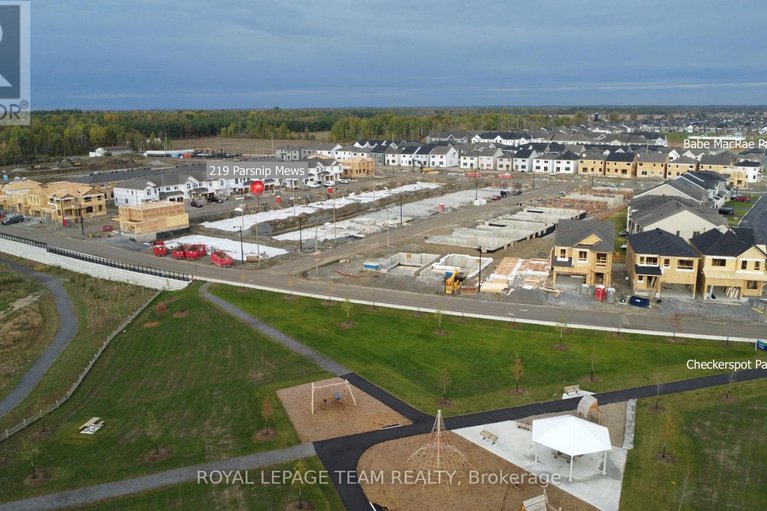 29084136/219-parsnip-mews/goulbourn-twp-from-franktown-rdsouth-to-rideau/ottawa/ontario/K0A2Z0_39