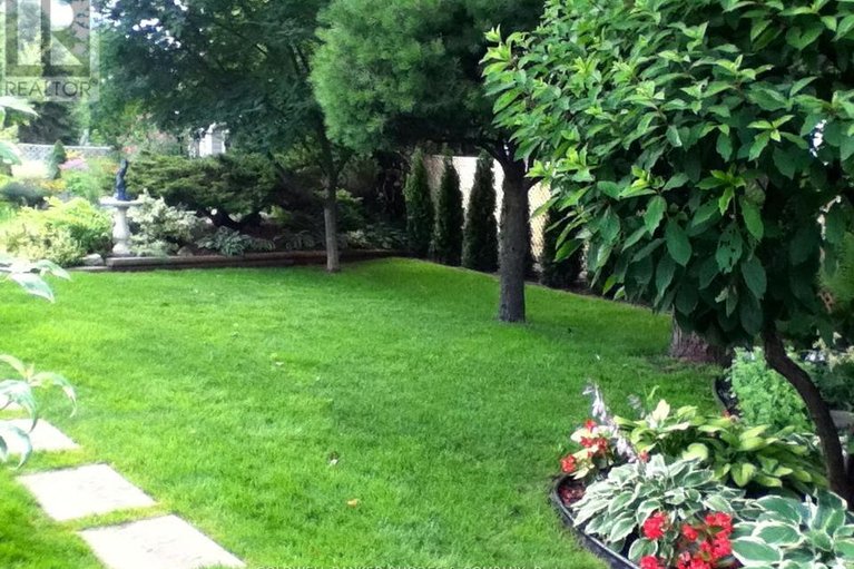 29319583/1550-northdale-street/pineview/ottawa/ontario/K1B4G8_36