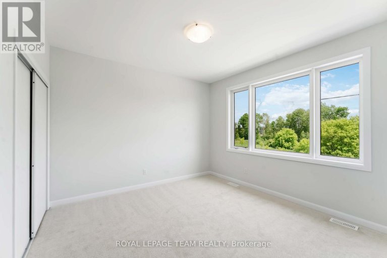 27736125/5045-abbott-street-e/ottawa/ontario/K2V0V2_39