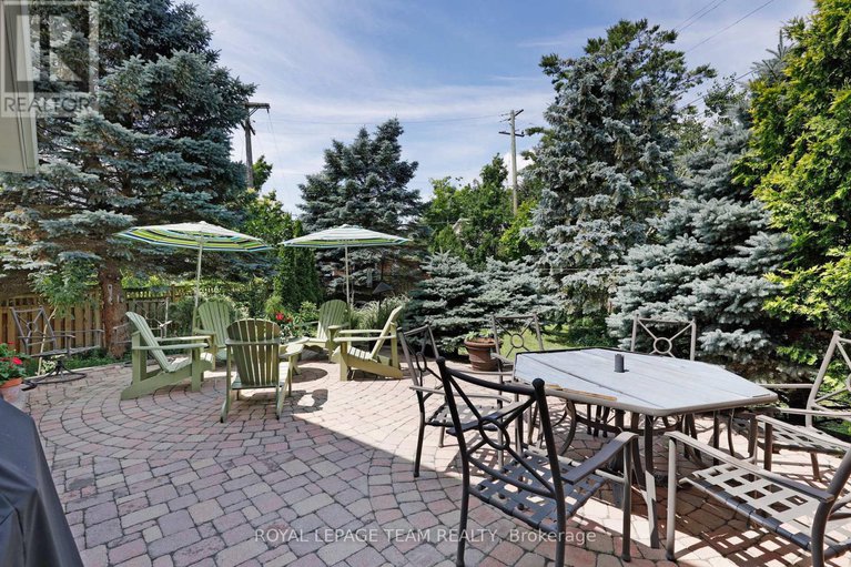 28584600/1939-wembley-avenue/carlingwood/ottawa/ontario/K2A1A8_35
