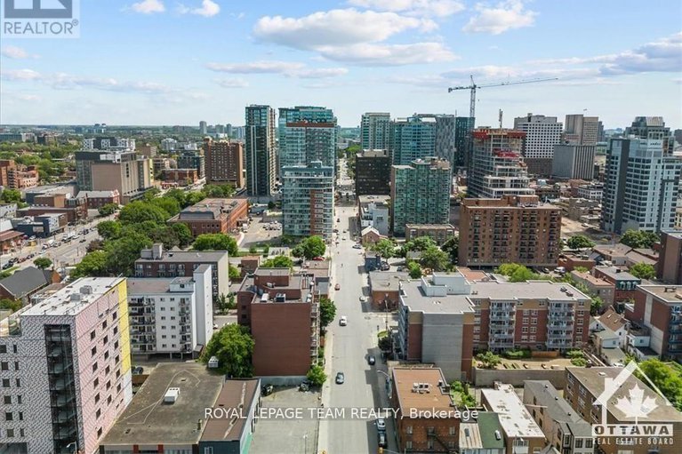 29100389/308-cumberland-street/lower-townbyward-market/ottawa/ontario/K1N7H9_14