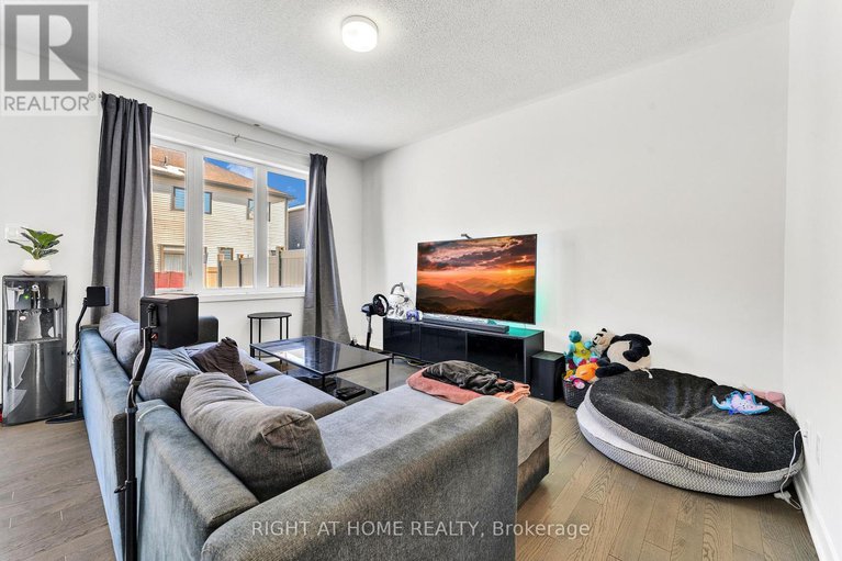 29295999/67-kindred-row/stittsville-north/ottawa/ontario/K2S2Z6_14