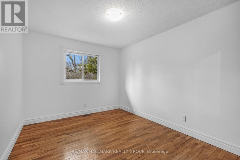 29643565/1-clarence-court/clarencerockland-twp/clarence-rockland/ontario/K4K1K7_17