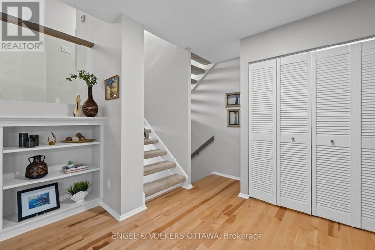 28819601/35-35-belvedere-crescent/lindenlea/ottawa/ontario/K1M0E5_9