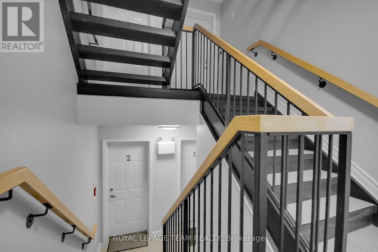 28451149/2-565-stonefield/barrhaven-east/ottawa/ontario/K2G4R4_6