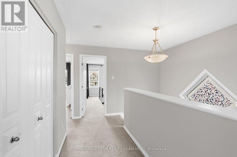 28591916/1543-carronbridge-circle/emerald-meadowstrailwest/ottawa/ontario/K2M0G8_29