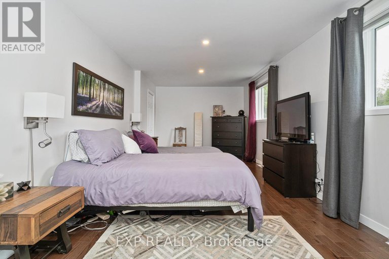 28570683/751-pattee-road/champlain-twp/champlain/ontario/K6A2R2_17