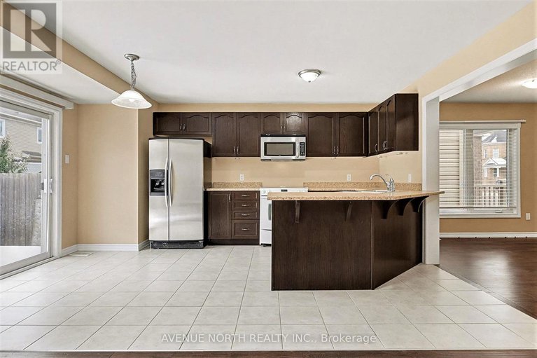 29132006/411-brigatine-avenue/stittsville-north/ottawa/ontario/K2S0P7_12