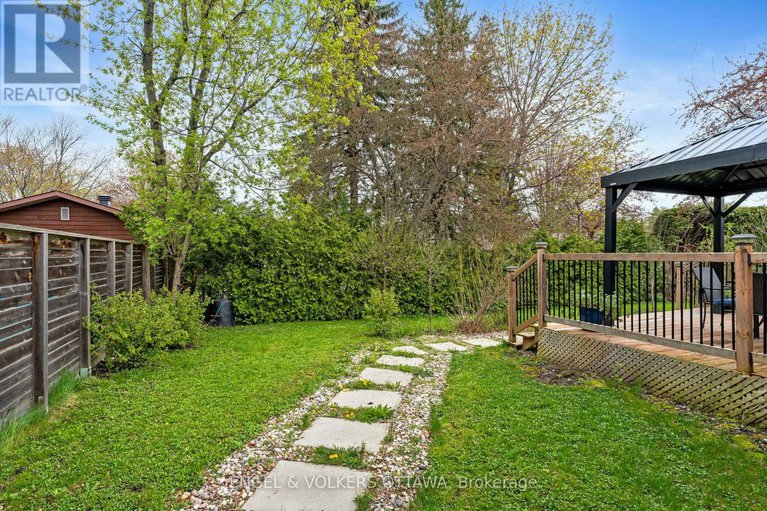 28294344/70-varley-drive/beaverbrook/ottawa/ontario/K2K1H2_43