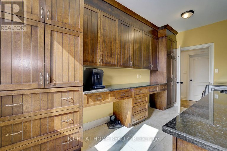 29592733/8660-flewellyn-road/remainder-of-stittsville-area/ottawa/ontario/K0A1B0_17