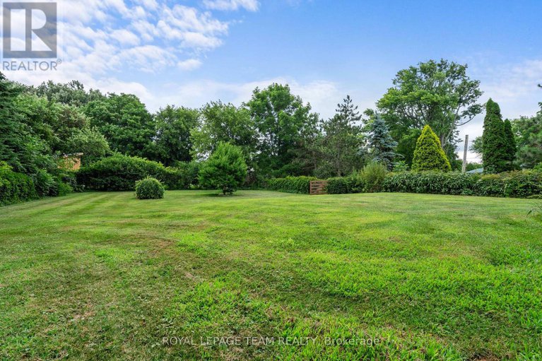 29416731/5687-cherry-street/south-dundas-williamsburgh-twp/south-dundas/ontario/K0C1X0_32