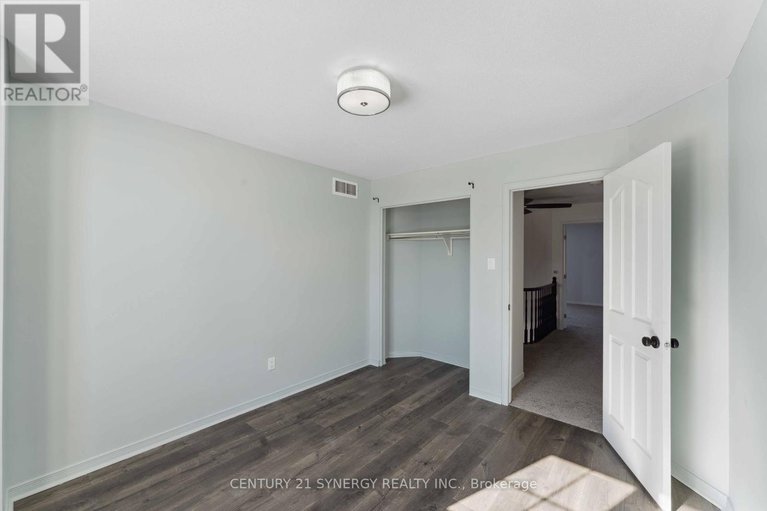 28249303/59-baywood-drive/stittsville-south/ottawa/ontario/K2S2H5_34