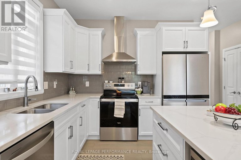 29626647/42-forrester-way/long-sault/south-stormont/ontario/K0C1P0_12