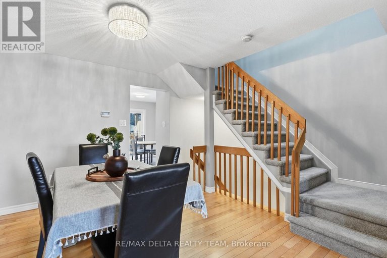 29571081/198-provender-avenue/cfb-rockcliffe-and-area/ottawa/ontario/K1K4N7_11