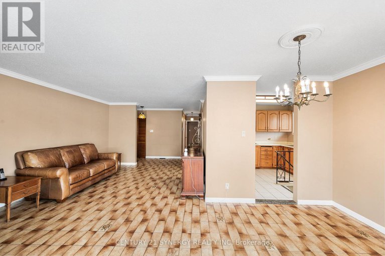 29356167/2414-joliffe-street/hawthorne-meadows/ottawa/ontario/K1G1G9_17