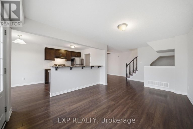 29618340/359-sweetfern-crescent/avalon-west/ottawa/ontario/K4A1A5_12