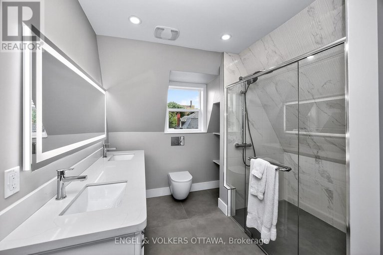 28640423/172-cartier-street-n/ottawa-centregolden-triangle/ottawa/ontario/K2P1K9_28