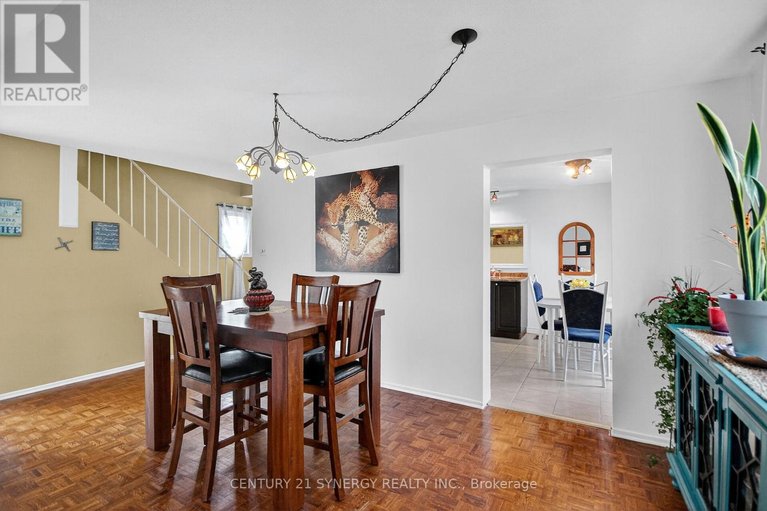 29596535/61-fieldgate-drive/knollsbrook/ottawa/ontario/K2J1V3_12