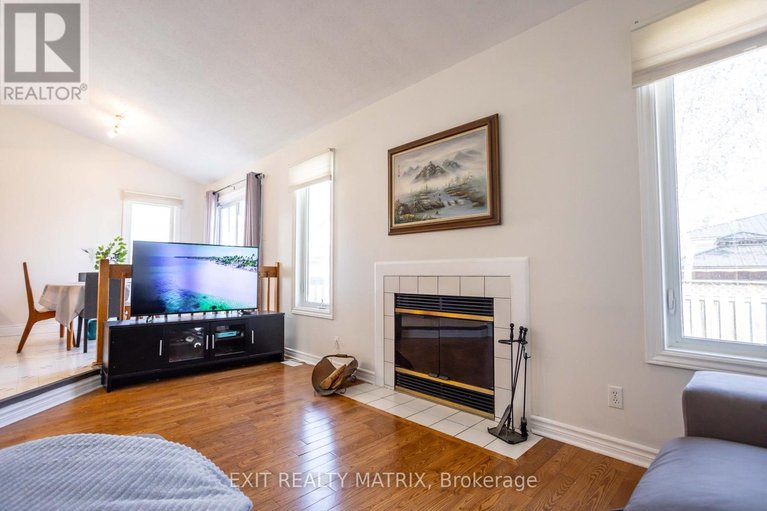 29648463/1458-shawinigan-street/fallingbrookridgemount/ottawa/ontario/K4A2N2_22