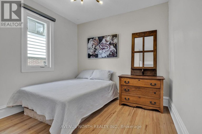 28999463/501-edgeworth-avenue/woodroffe/ottawa/ontario/K2B5L2_30