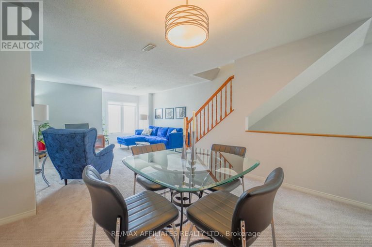 28288908/318-crownridge-drive-n/emerald-meadowstrailwest/ottawa/ontario/K2M3A5_5
