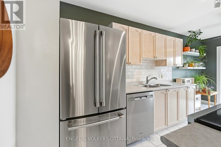 29565914/158-woodpark-way/longfields/ottawa/ontario/K2J4C8_11