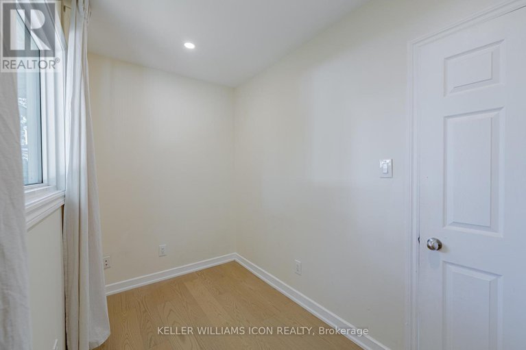 28966651/1666-fisher-avenue/borden-farmstewart-farmcarleton-heightsparkwood-hills/ottawa/ontario/K2C1X7_26