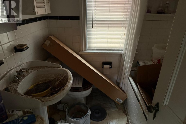 29194787/25-third-avenue/glebe/ottawa/ontario/K1S2J5_13