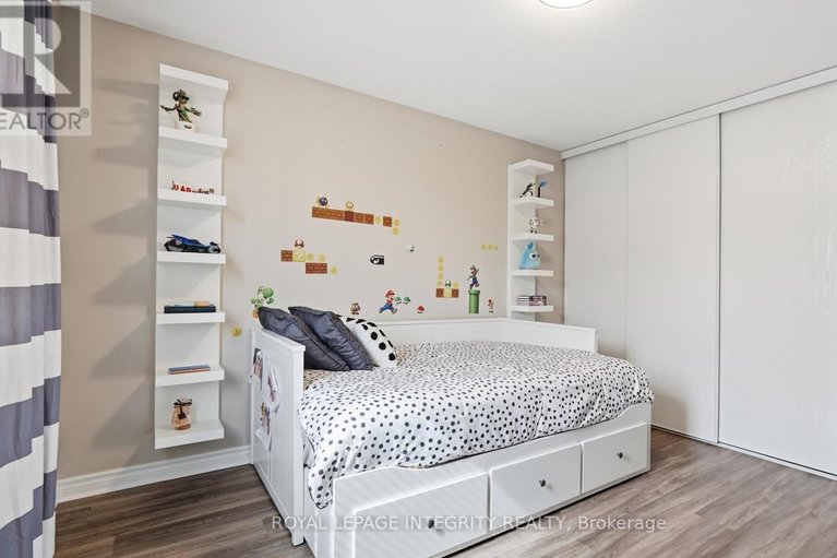 29677904/75-whernside-terrace/morgans-grantsouth-march/ottawa/ontario/K2W0C7_32