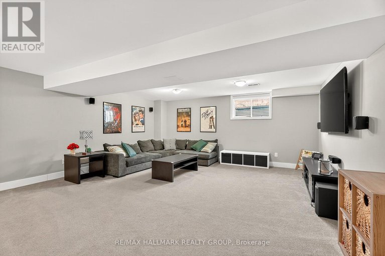 29151475/332-gracewood-crescent/blossom-parkkemp-parkfindlay-creek/ottawa/ontario/K1T0J7_43