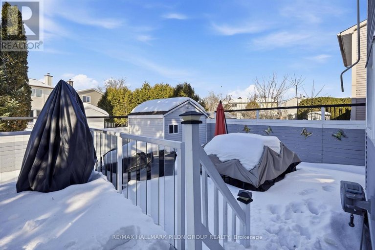 29615980/1456-prestone-drive/bilberry-creekqueenswood-heights/ottawa/ontario/K1E1M4_22