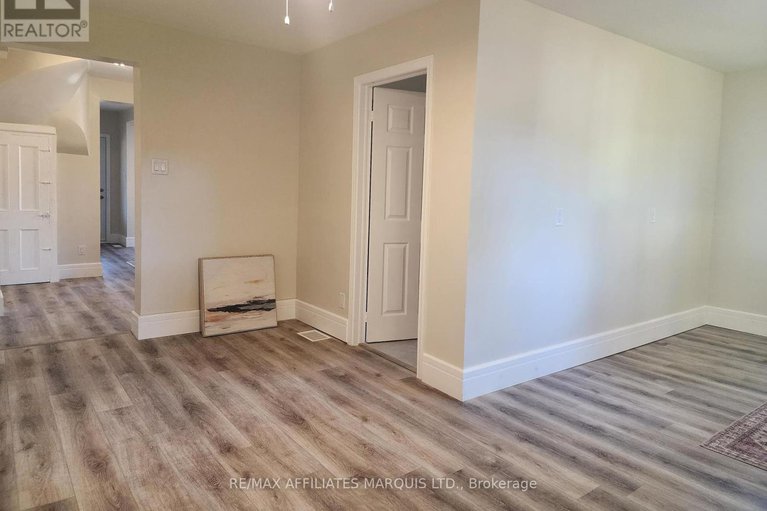 28979025/12-oak-street/lancaster/south-glengarry/ontario/K0C1N0_13