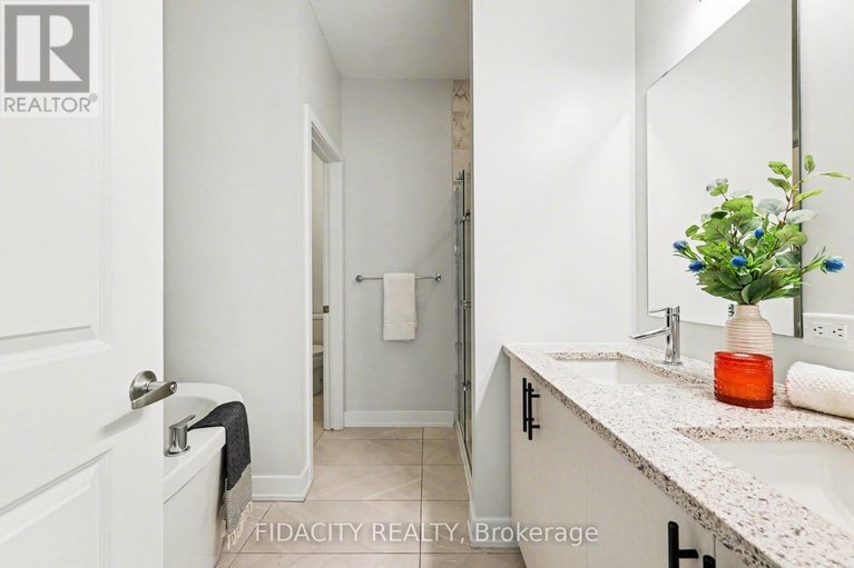 29629373/565-bobolink-ridge/stittsville-south/ottawa/ontario/K2S2P4_22