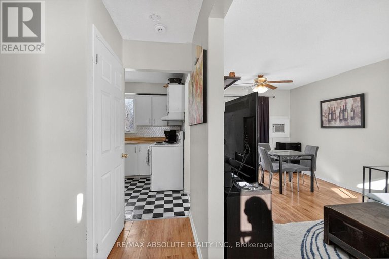 29291112/12-68-king-street/richmond/ottawa/ontario/K0A2Z0_3