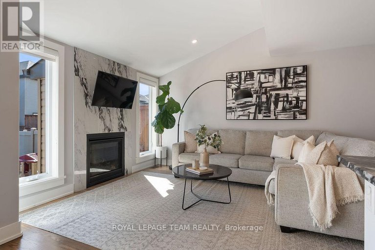 28999161/321-proud-walk-walk/stittsville-south/ottawa/ontario/K2S2L6_21