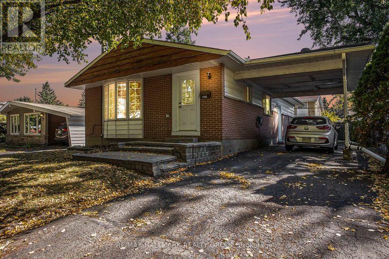 28927132/1986-michigan-avenue/urbandale-acres/ottawa/ontario/K1H6Y2_1