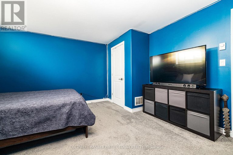 29400692/120-stirling-crescent/north-grenville-twp-kemptville-east/north-grenville/ontario/K0G1J0_36