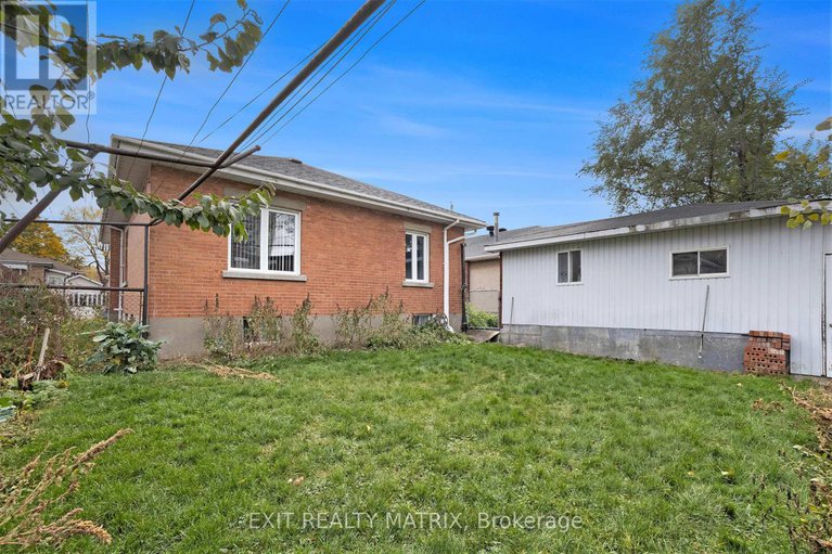 29033123/404-maria-goretti-circle/vanier/ottawa/ontario/K1L6S4_20