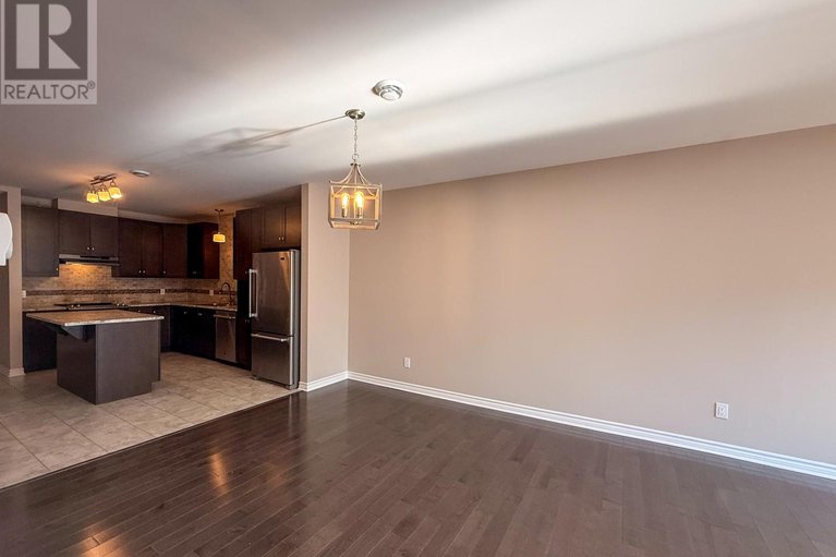 29598093/305-300-solstice-crescent/embrun/russell/ontario/K0A1W0_10