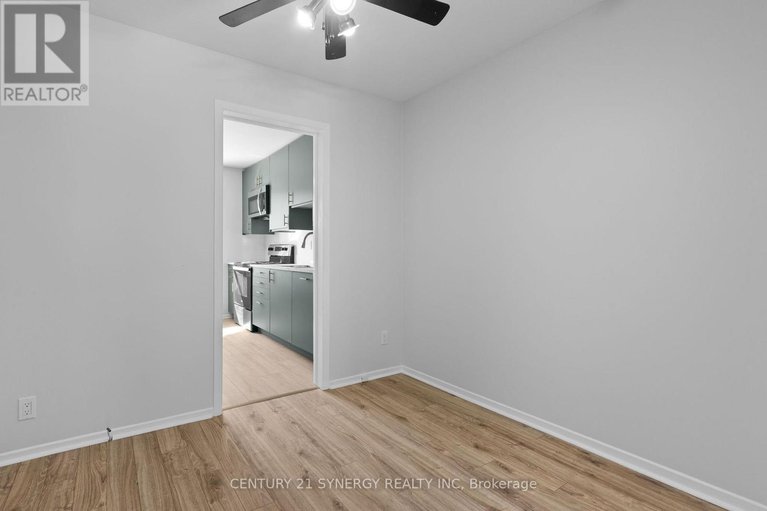 29413275/22-1963-fairglen-mews/blackburn-hamlet-south/ottawa/ontario/K1B5A5_10