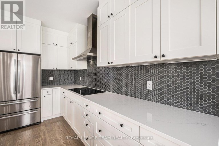 28629437/622-malahat-way/emerald-meadowstrailwest/ottawa/ontario/K2S1E7_12