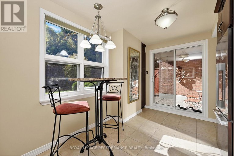 28999707/203-120-darlington-private/hunt-clubwestern-community/ottawa/ontario/K1V0X5_20