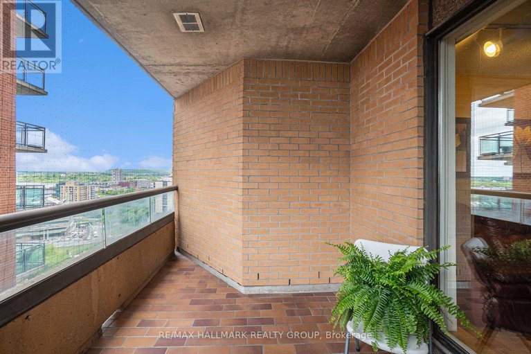 28617119/1404-556-laurier-avenue-w/ottawa-centre/ottawa/ontario/K1R7X2_21
